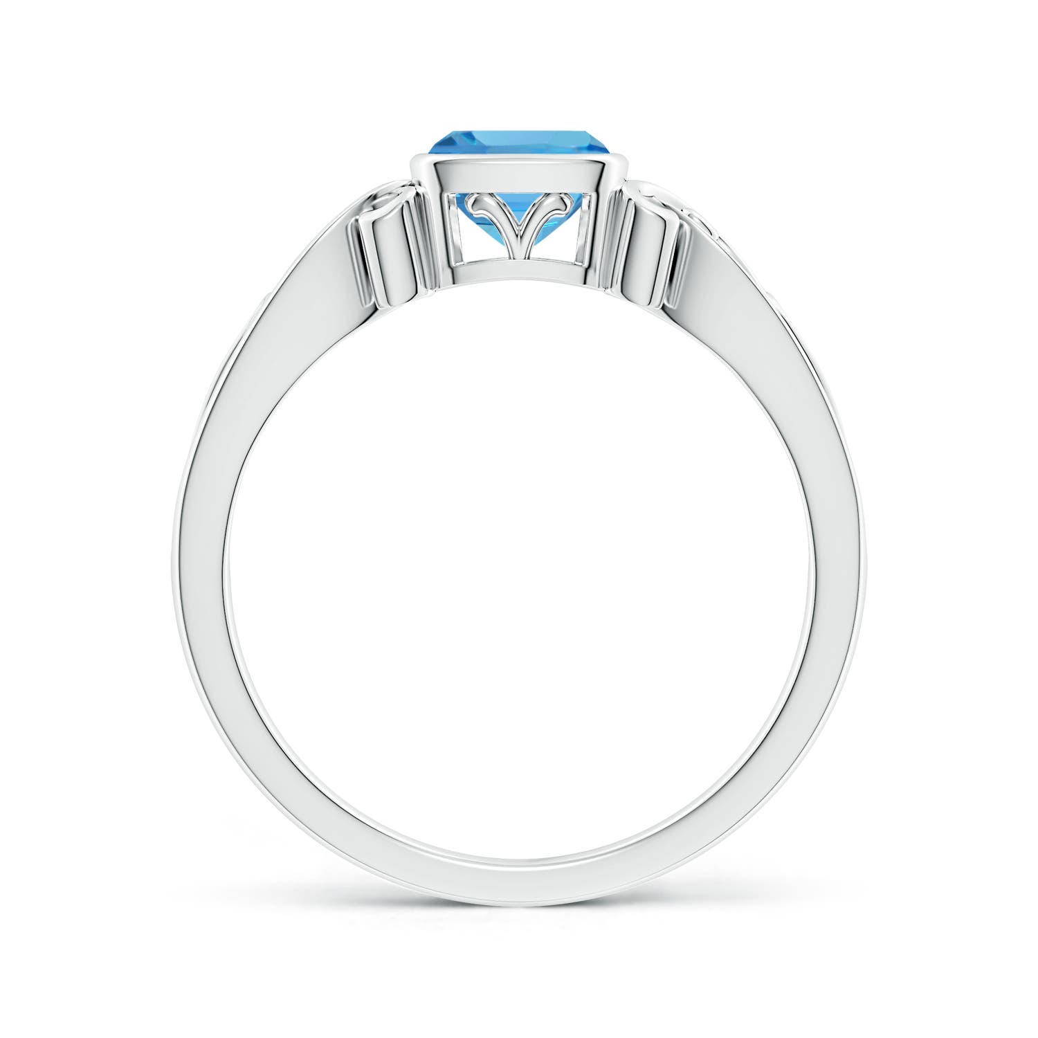 AA - Swiss Blue Topaz / 0.7 CT / 14 KT White Gold