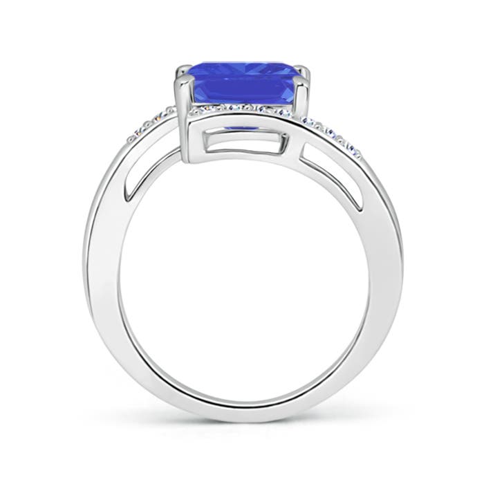 AAA - Tanzanite / 1.67 CT / 14 KT White Gold