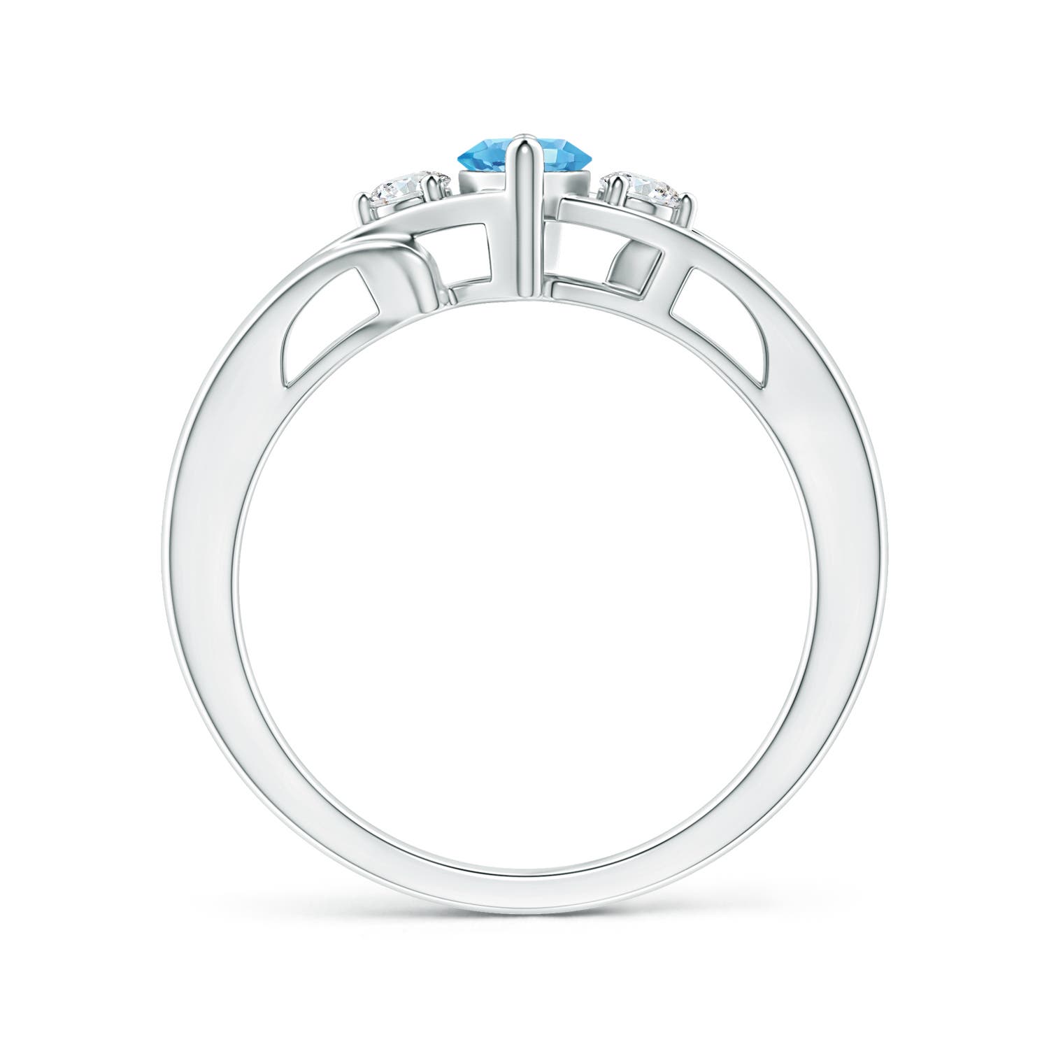 AA - Swiss Blue Topaz / 0.74 CT / 14 KT White Gold