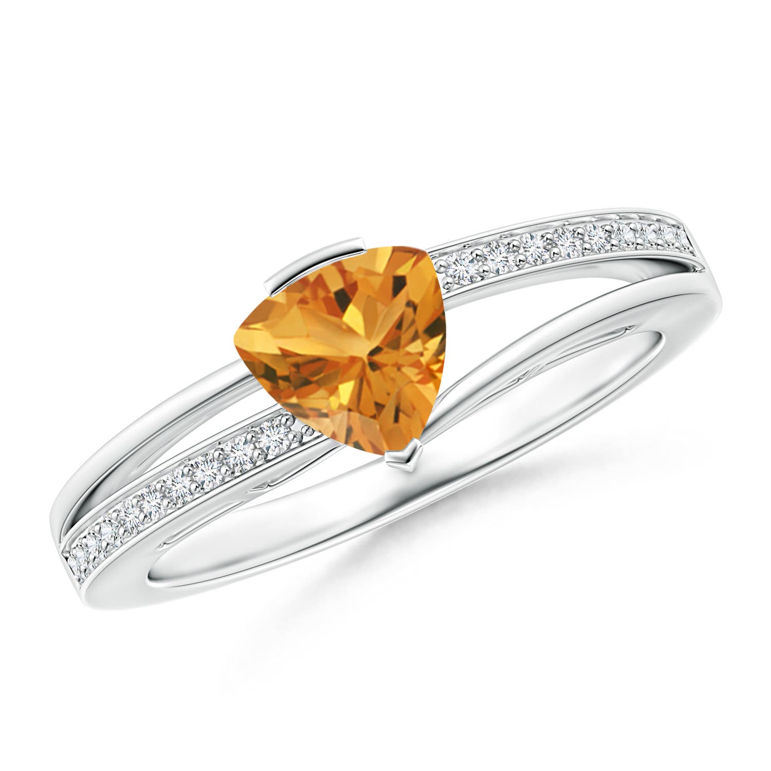 AA - Citrine / 0.7 CT / 14 KT White Gold