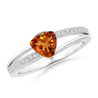 6mm AAAA Split Shank Trillion Citrine Ring in White Gold