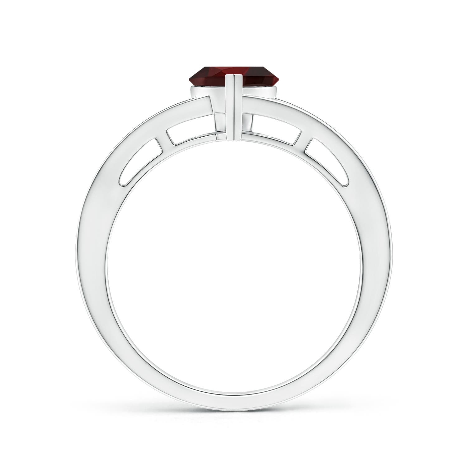 AA - Garnet / 0.95 CT / 14 KT White Gold