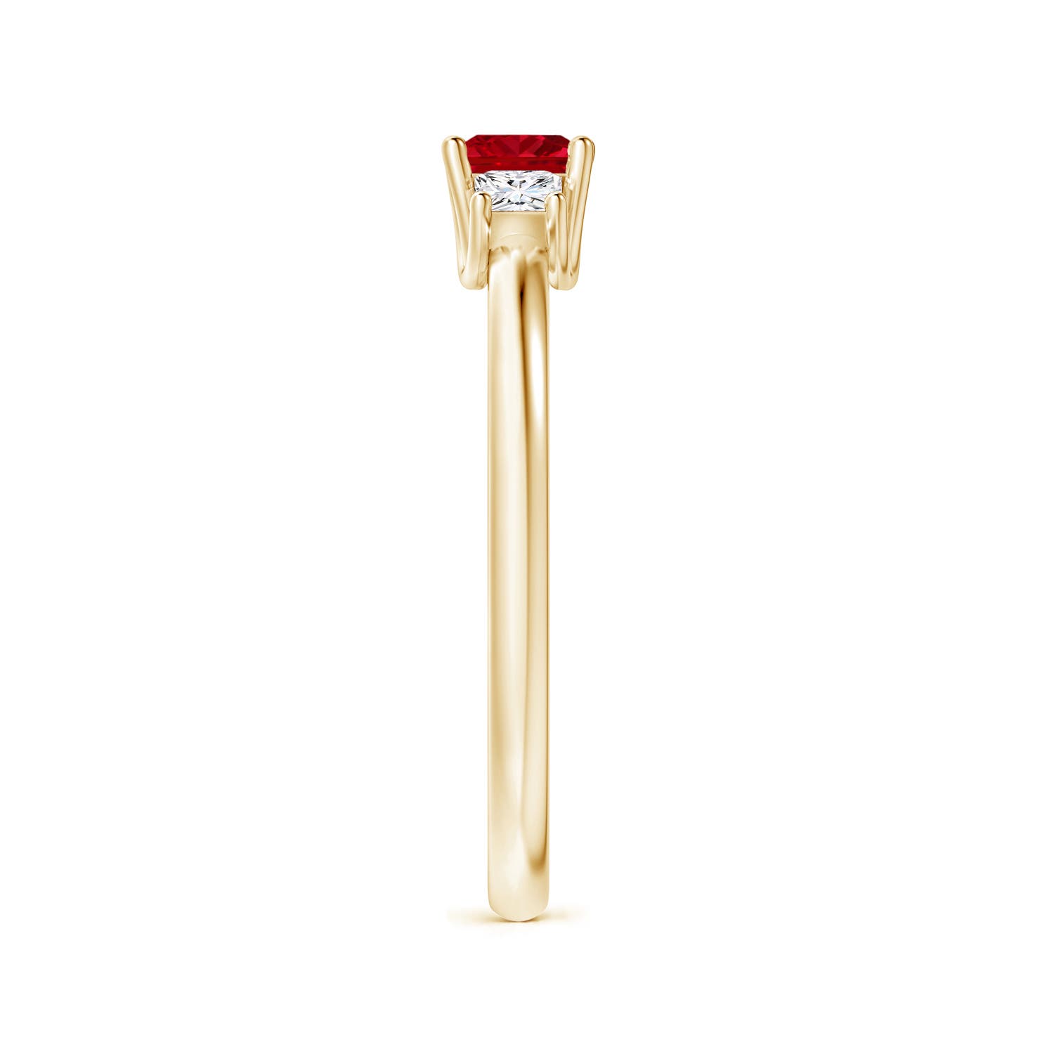 AAAA - Ruby / 0.6 CT / 14 KT Yellow Gold