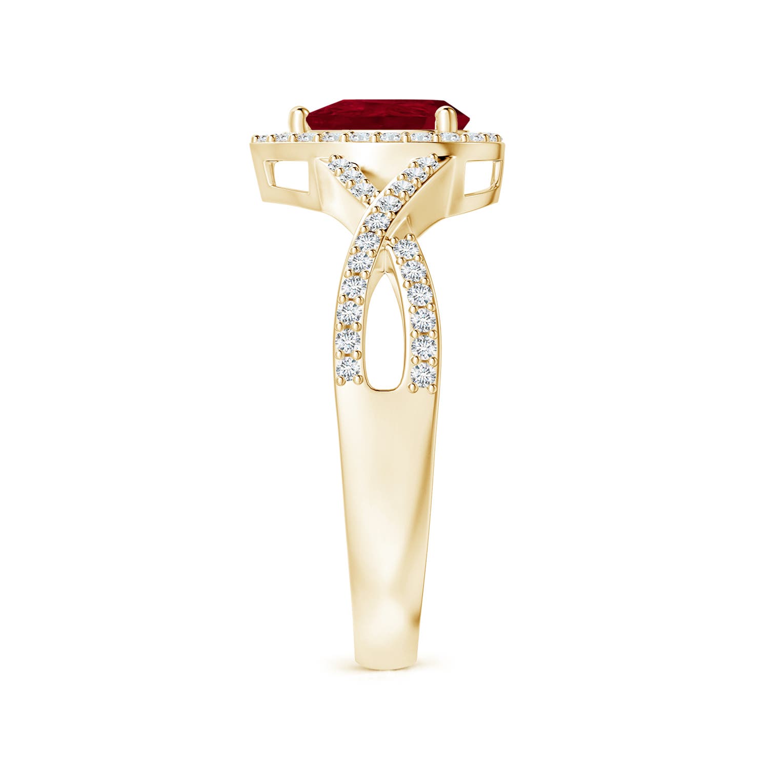 AA - Ruby / 0.7 CT / 14 KT Yellow Gold