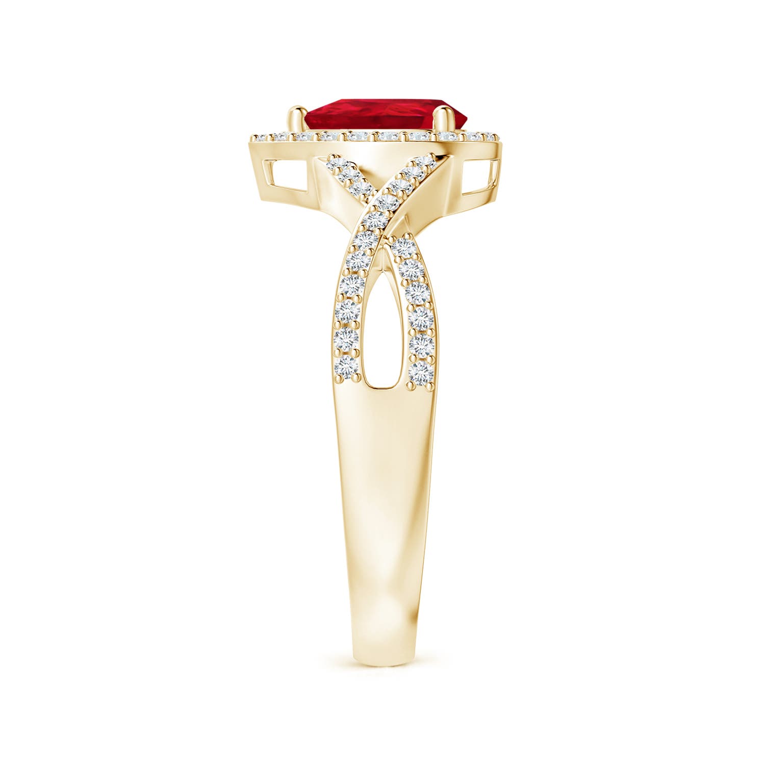 AAA - Ruby / 0.7 CT / 14 KT Yellow Gold