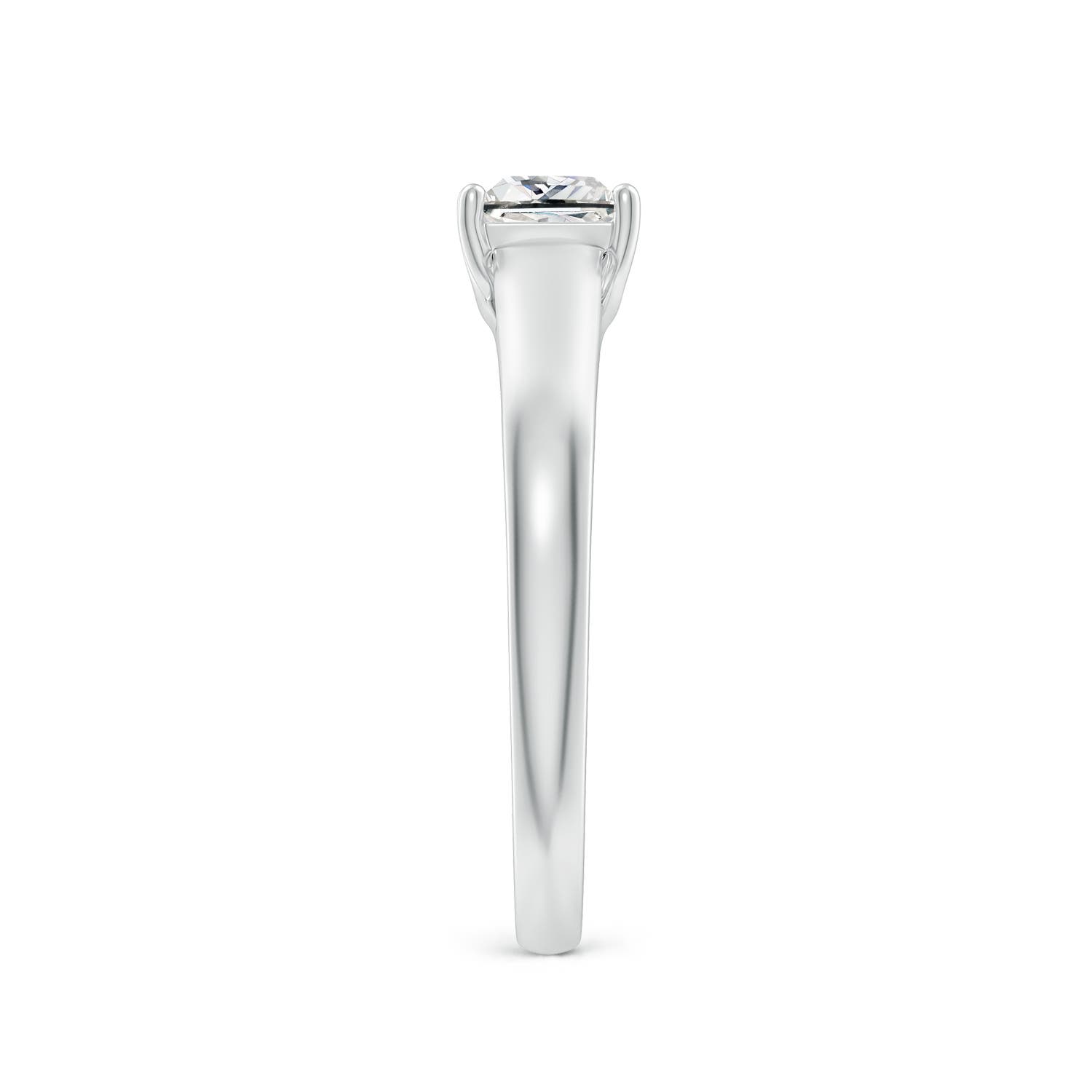 K, I3 / 0.5 CT / 14 KT White Gold