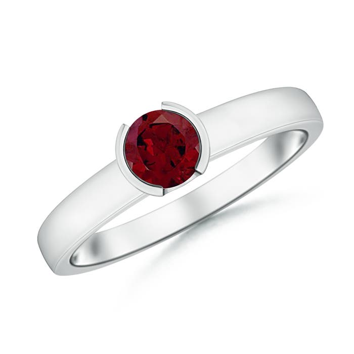 AA - Garnet / 0.6 CT / 14 KT White Gold