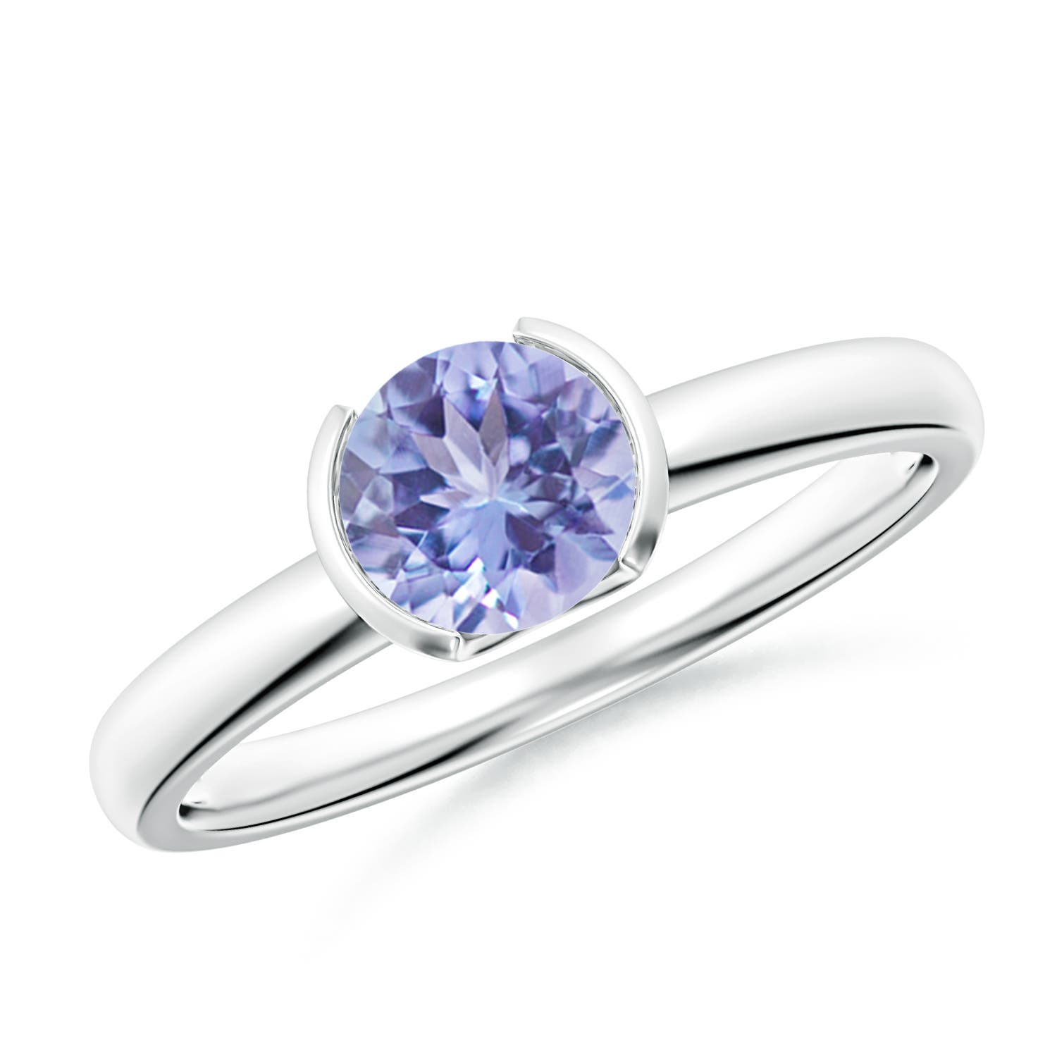 A - Tanzanite / 0.9 CT / 14 KT White Gold