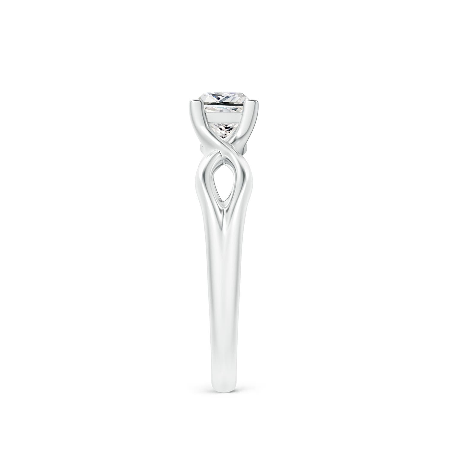 K, I3 / 0.52 CT / 14 KT White Gold