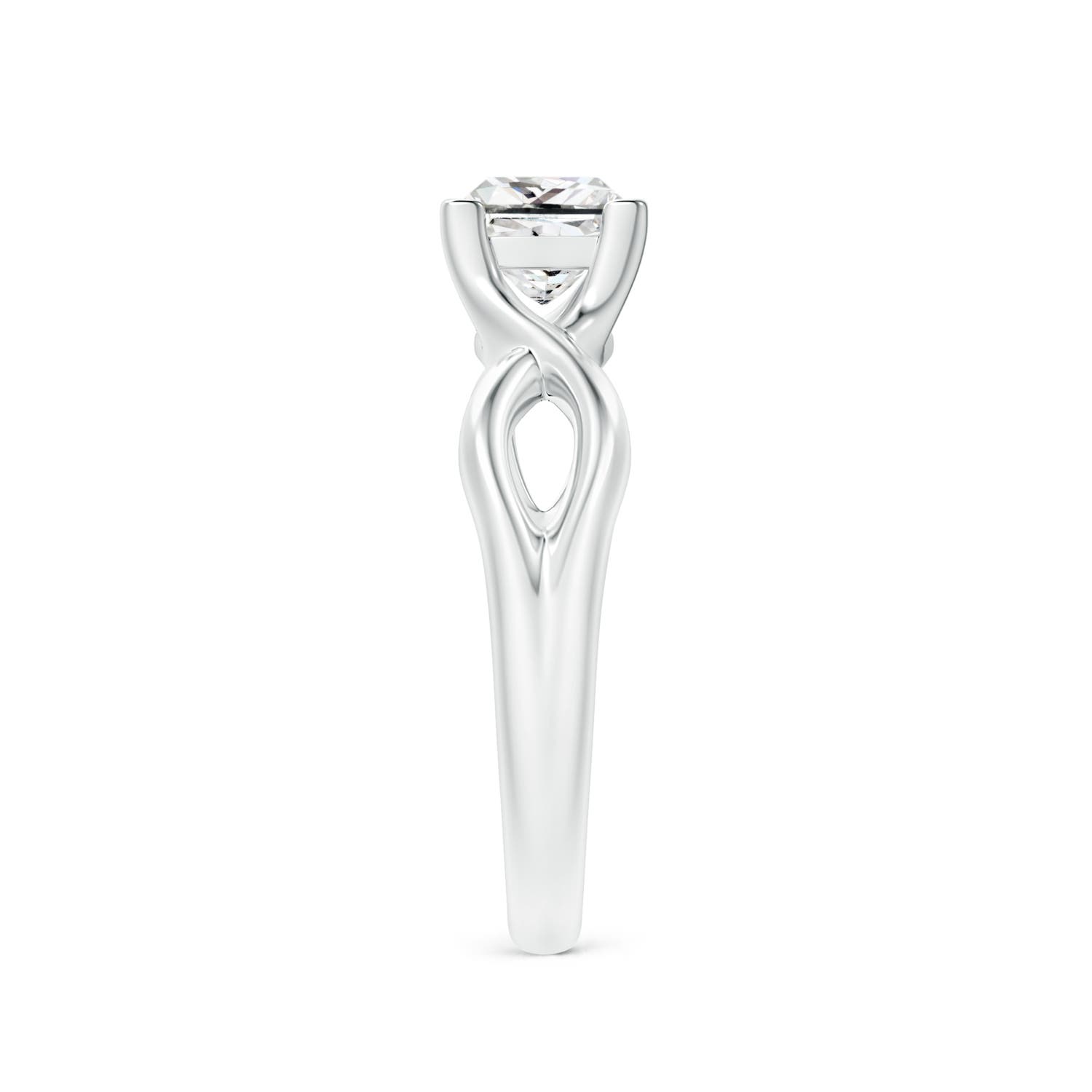 I-J, I1-I2 / 1.05 CT / 14 KT White Gold