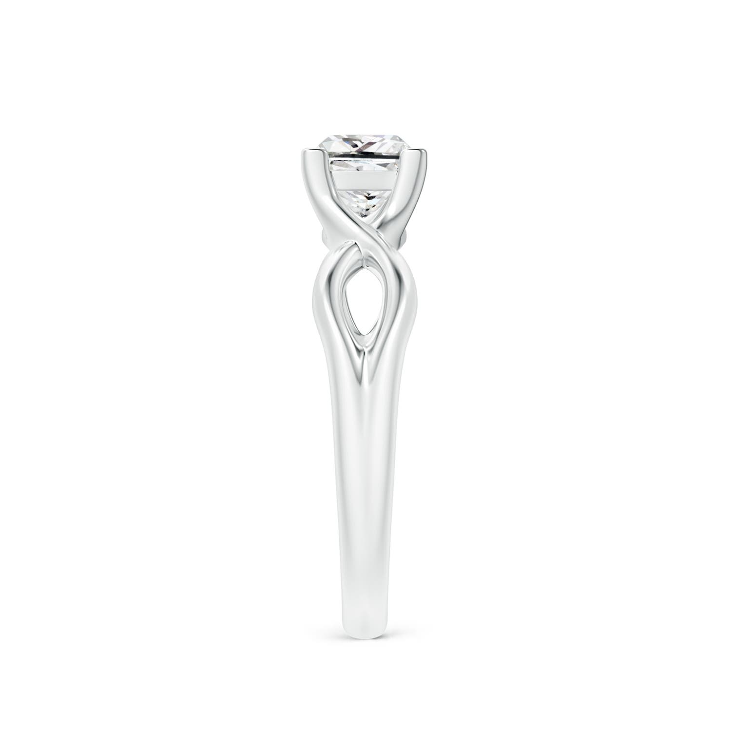 I-J, I1-I2 / 0.7 CT / 14 KT White Gold