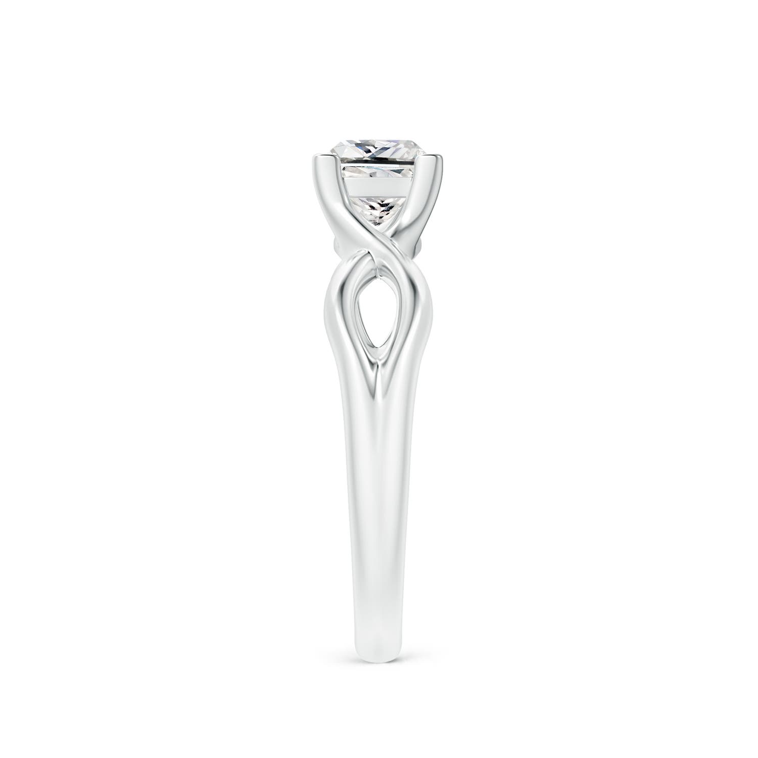 K, I3 / 0.7 CT / 14 KT White Gold