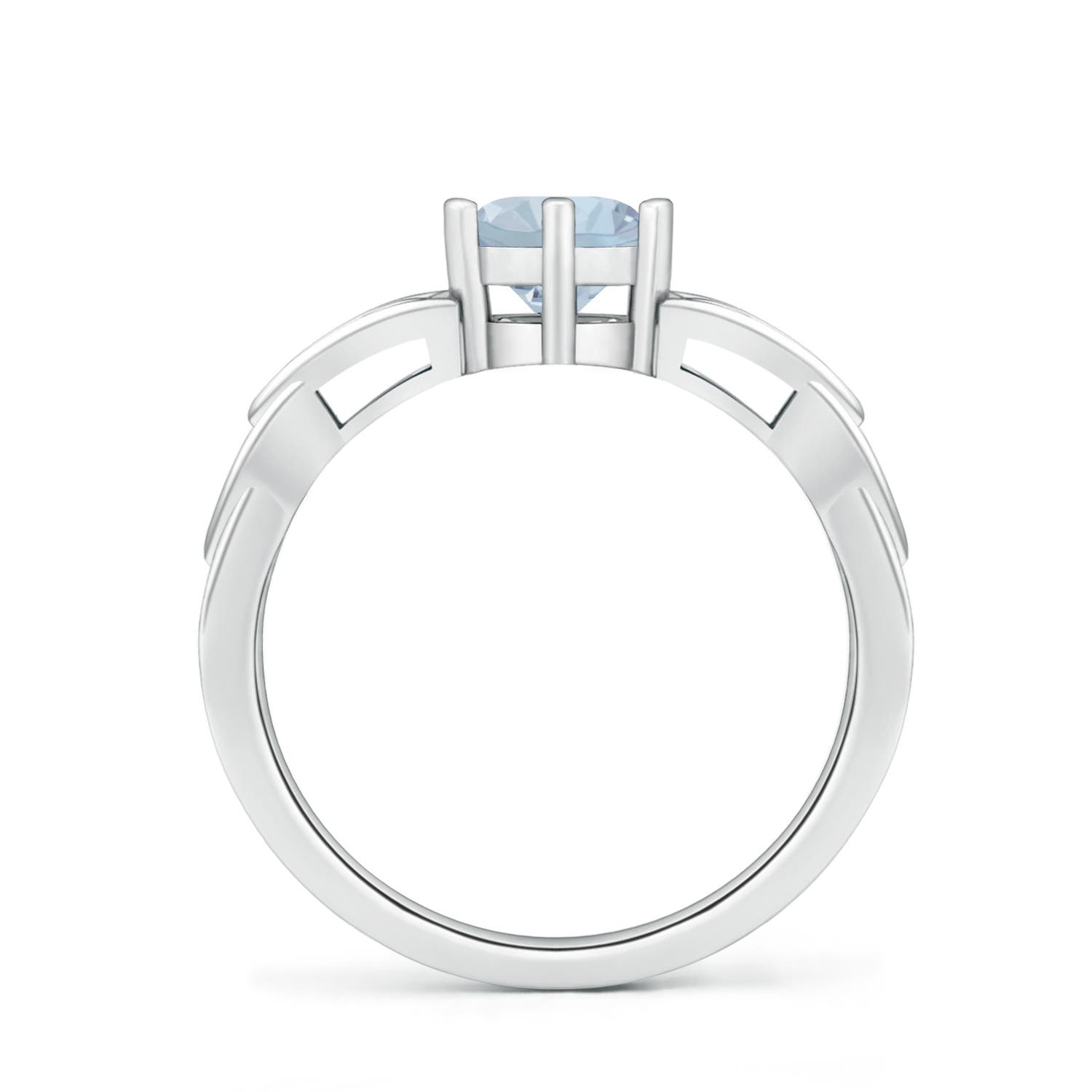 A - Aquamarine / 0.72 CT / 14 KT White Gold