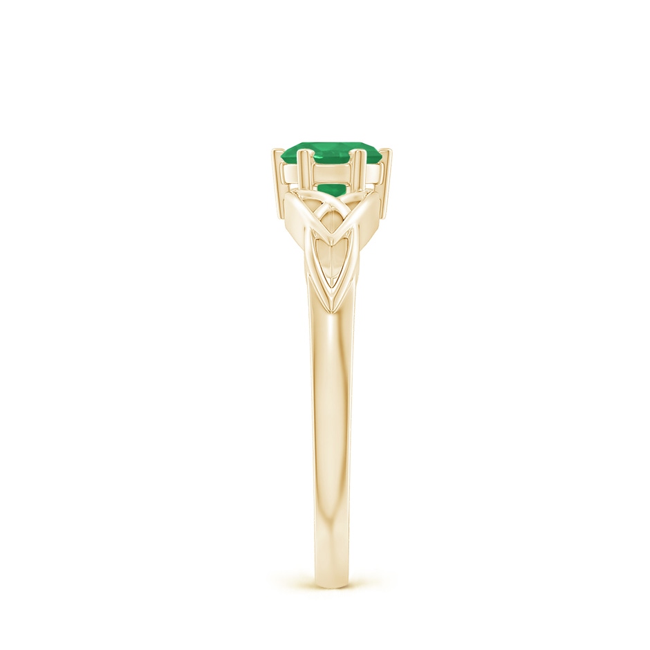 5mm A Solitaire Round Emerald Celtic Knot Ring in Yellow Gold side 299