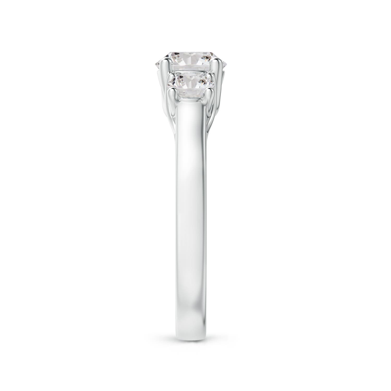 I-J, I1-I2 / 2.13 CT / 14 KT White Gold