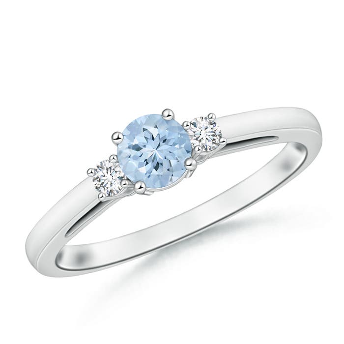 AA - Aquamarine / 0.49 CT / 14 KT White Gold