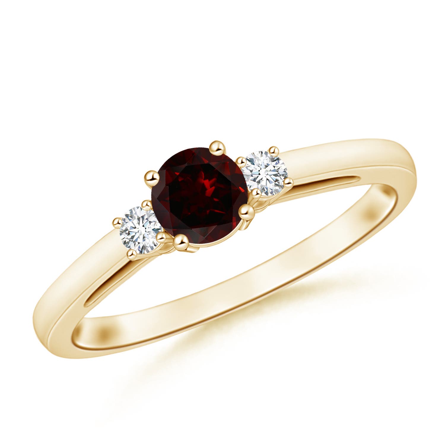 A - Garnet / 0.69 CT / 14 KT Yellow Gold