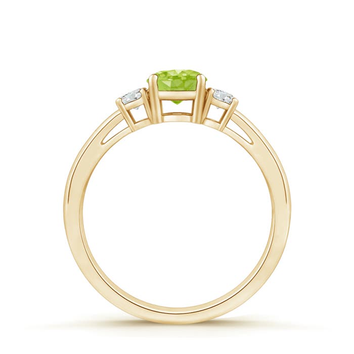 AA - Peridot / 0.64 CT / 14 KT Yellow Gold