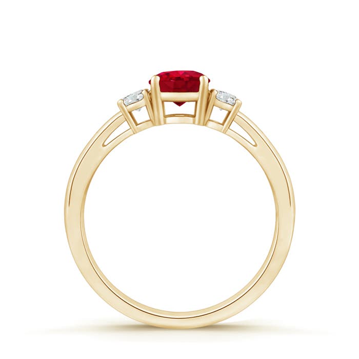 AAA - Ruby / 0.69 CT / 14 KT Yellow Gold