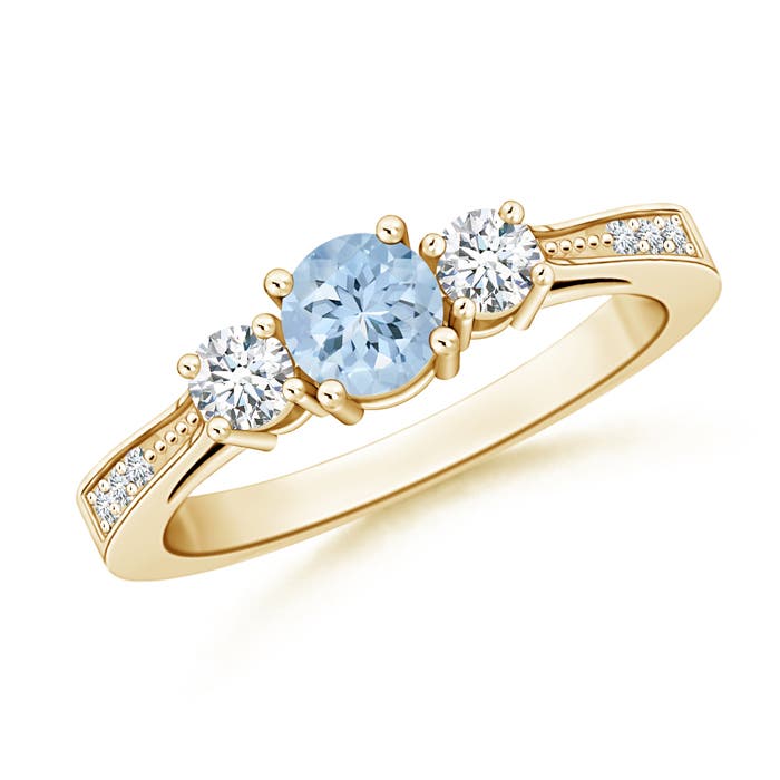 AA - Aquamarine / 0.68 CT / 14 KT Yellow Gold