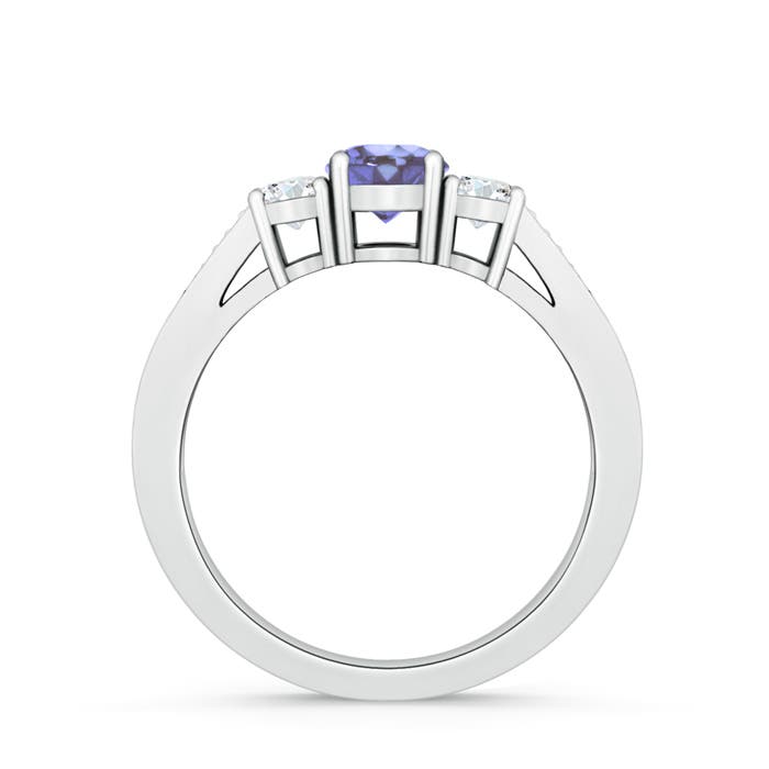 AA - Tanzanite / 0.78 CT / 14 KT White Gold