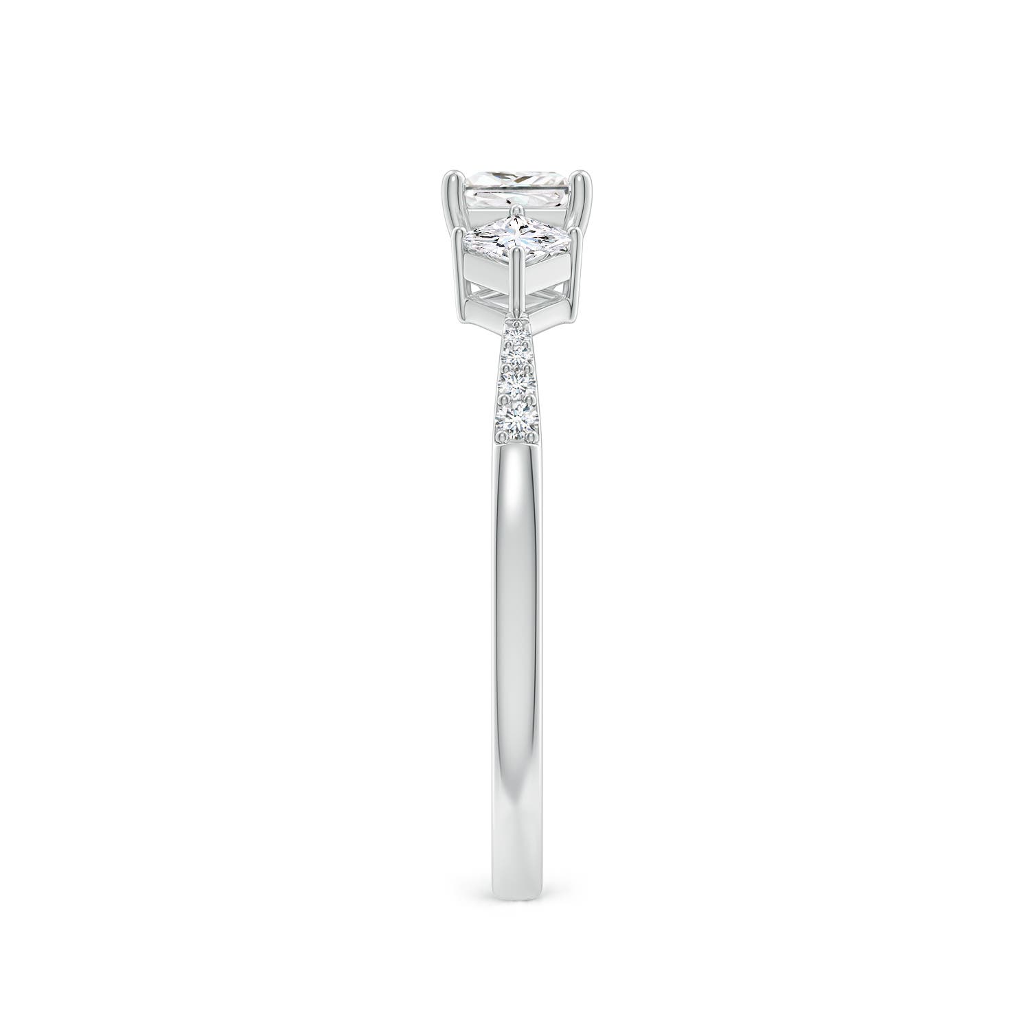 G, VS2 / 0.67 CT / 14 KT White Gold