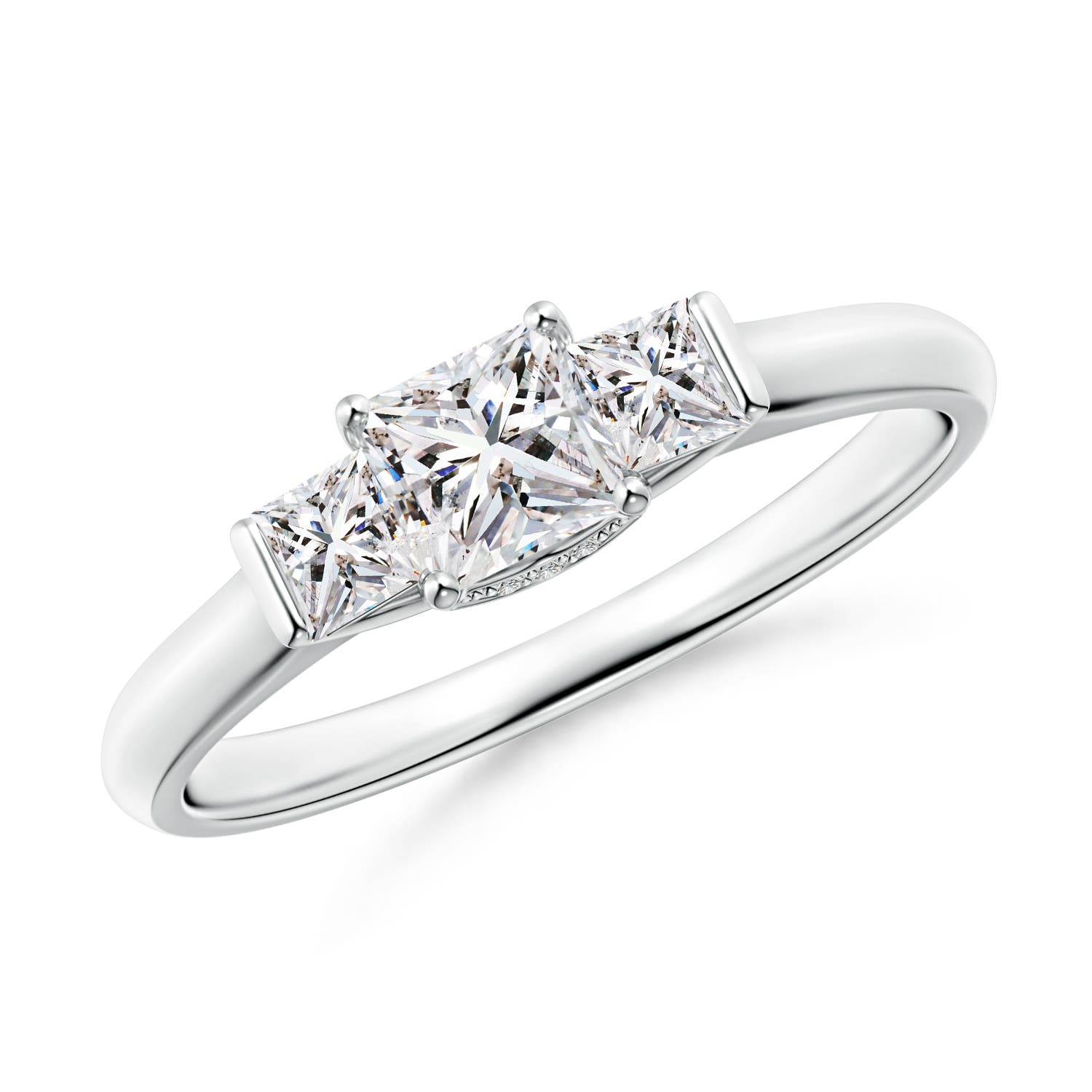 I-J, I1-I2 / 0.68 CT / 14 KT White Gold