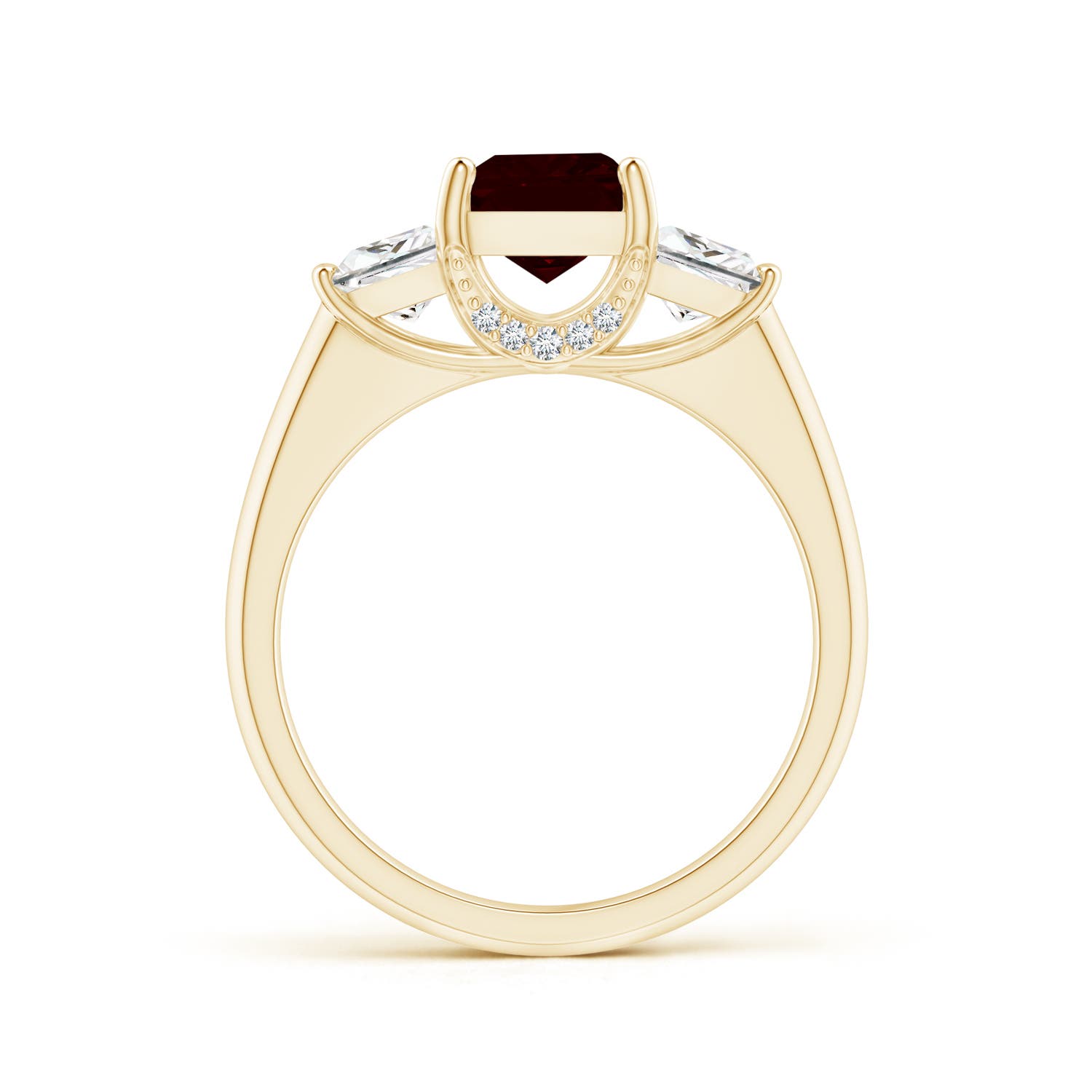 A - Garnet / 2.19 CT / 14 KT Yellow Gold