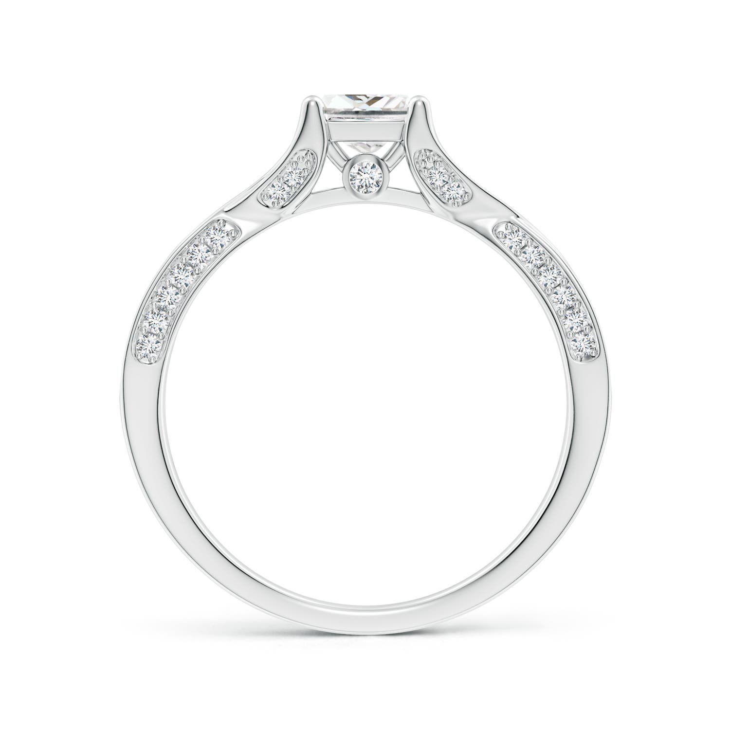 G, VS2 / 0.92 CT / 14 KT White Gold