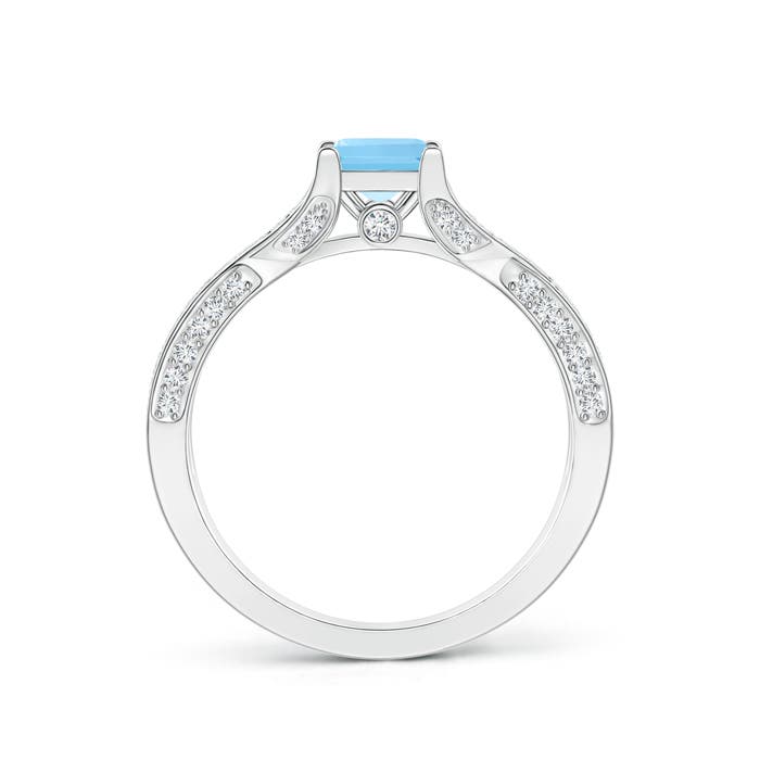 A - Swiss Blue Topaz / 1.78 CT / 14 KT White Gold