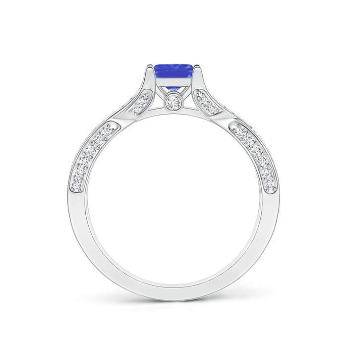 AAA - Tanzanite / 1.1 CT / 14 KT White Gold