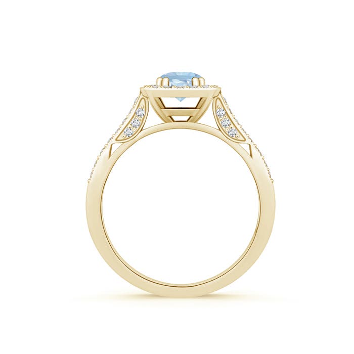 AA - Aquamarine / 0.68 CT / 14 KT Yellow Gold