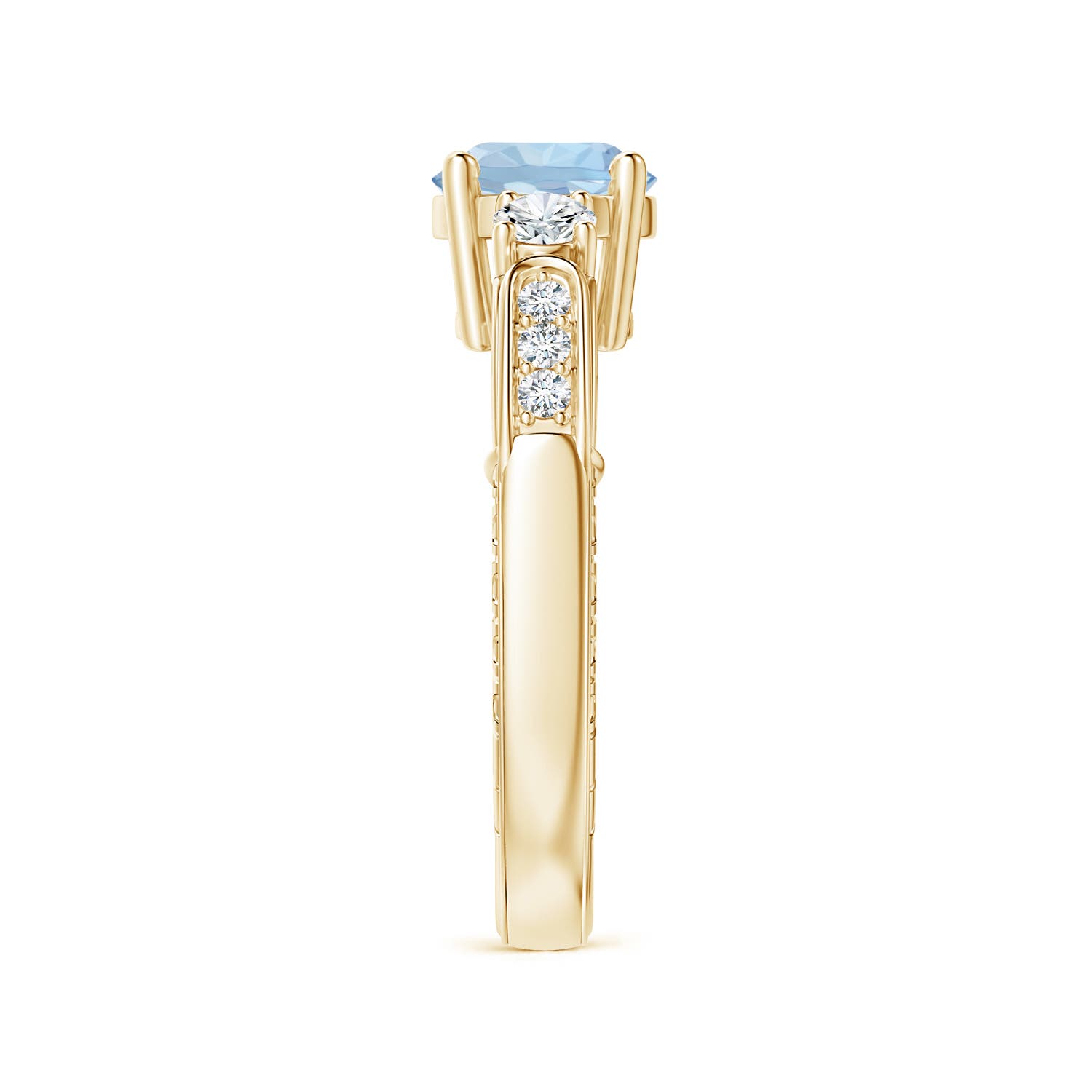 AA - Aquamarine / 1.58 CT / 14 KT Yellow Gold