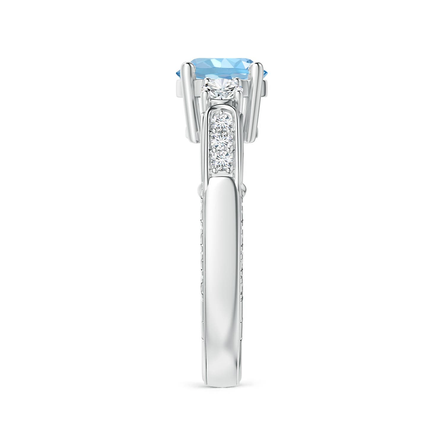 AAAA - Aquamarine / 1.58 CT / 14 KT White Gold