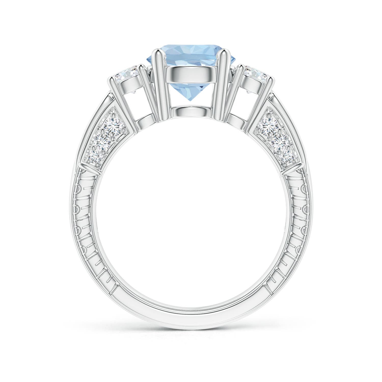 AA - Aquamarine / 2.2 CT / 14 KT White Gold