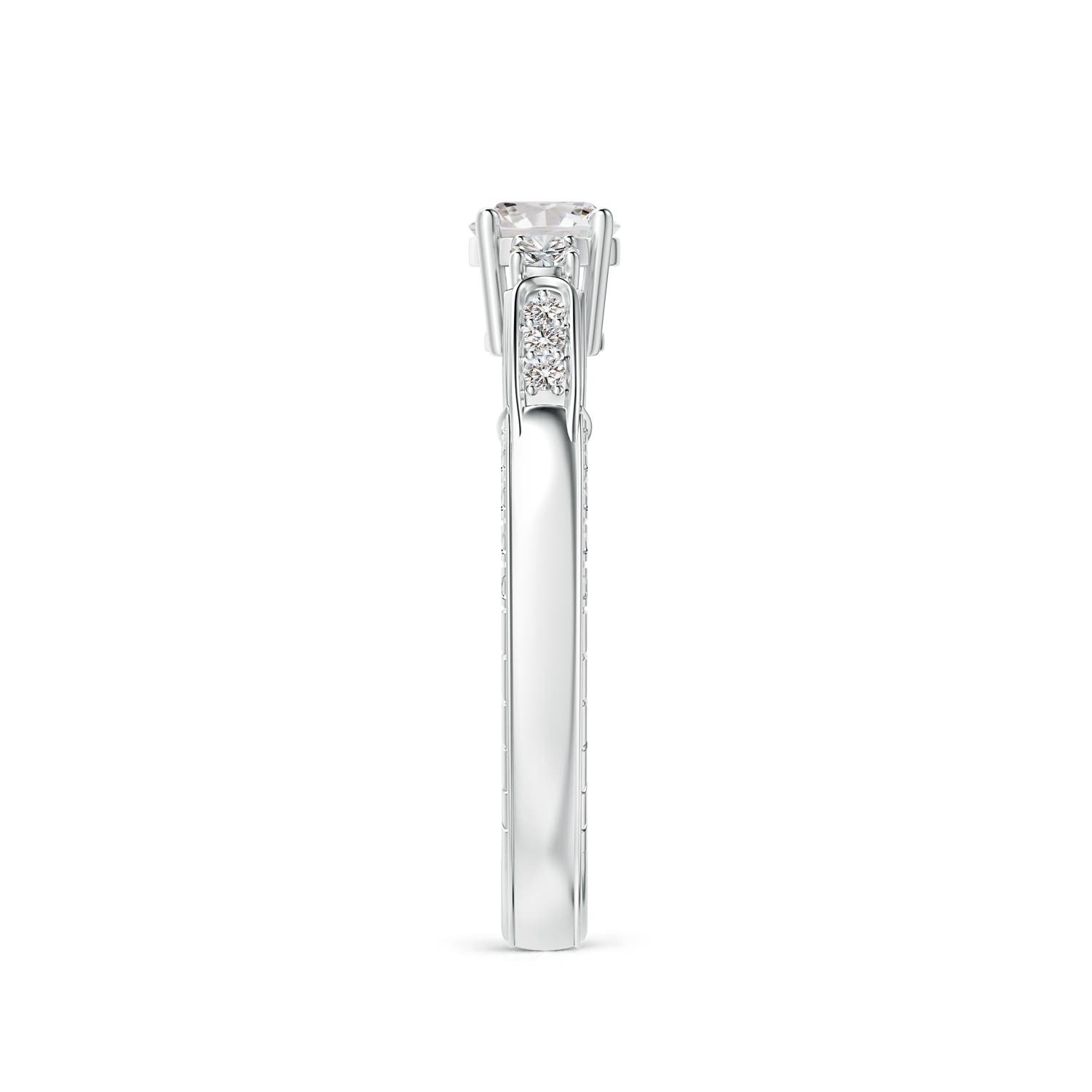 I-J, I1-I2 / 0.6 CT / 14 KT White Gold