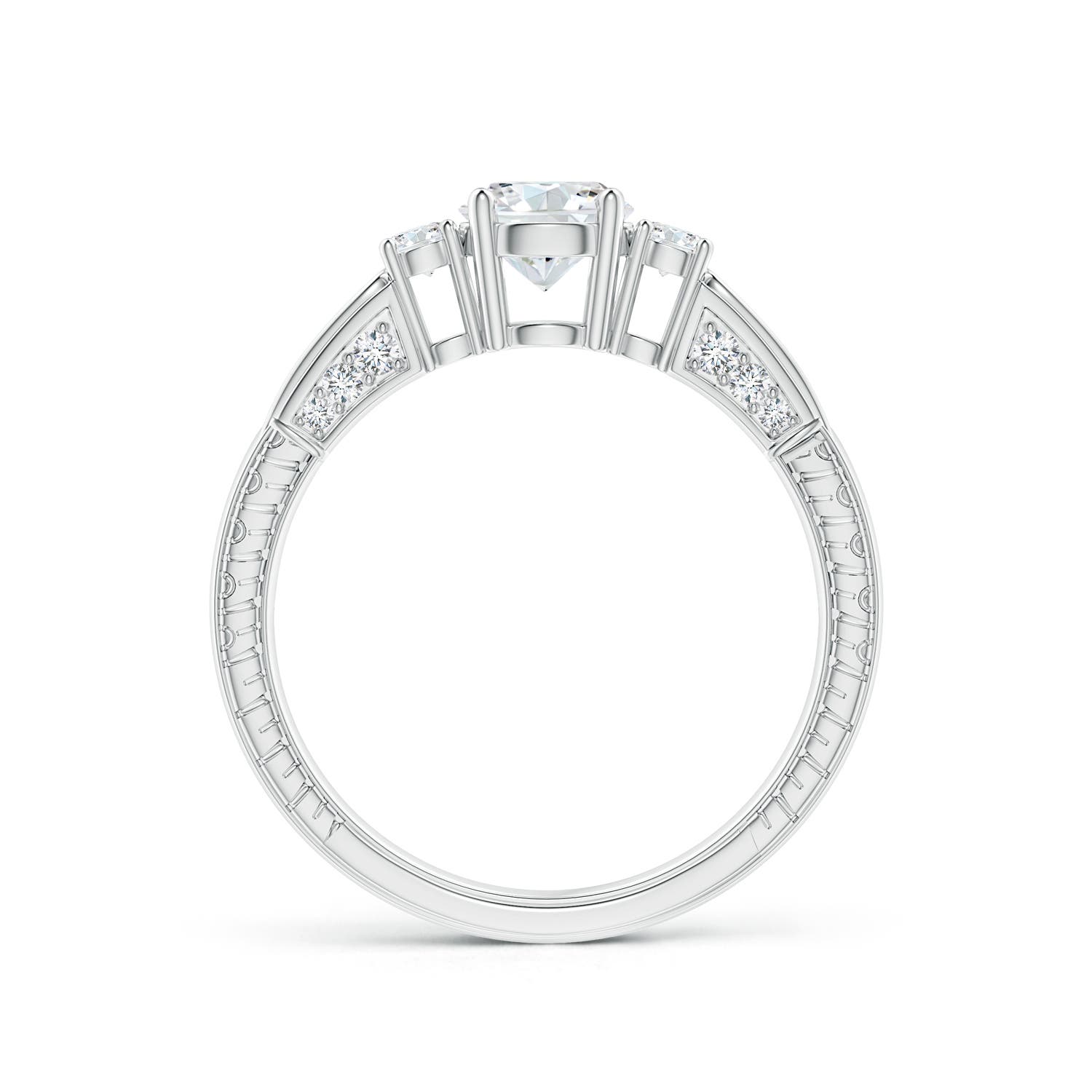 G, VS2 / 0.92 CT / 14 KT White Gold