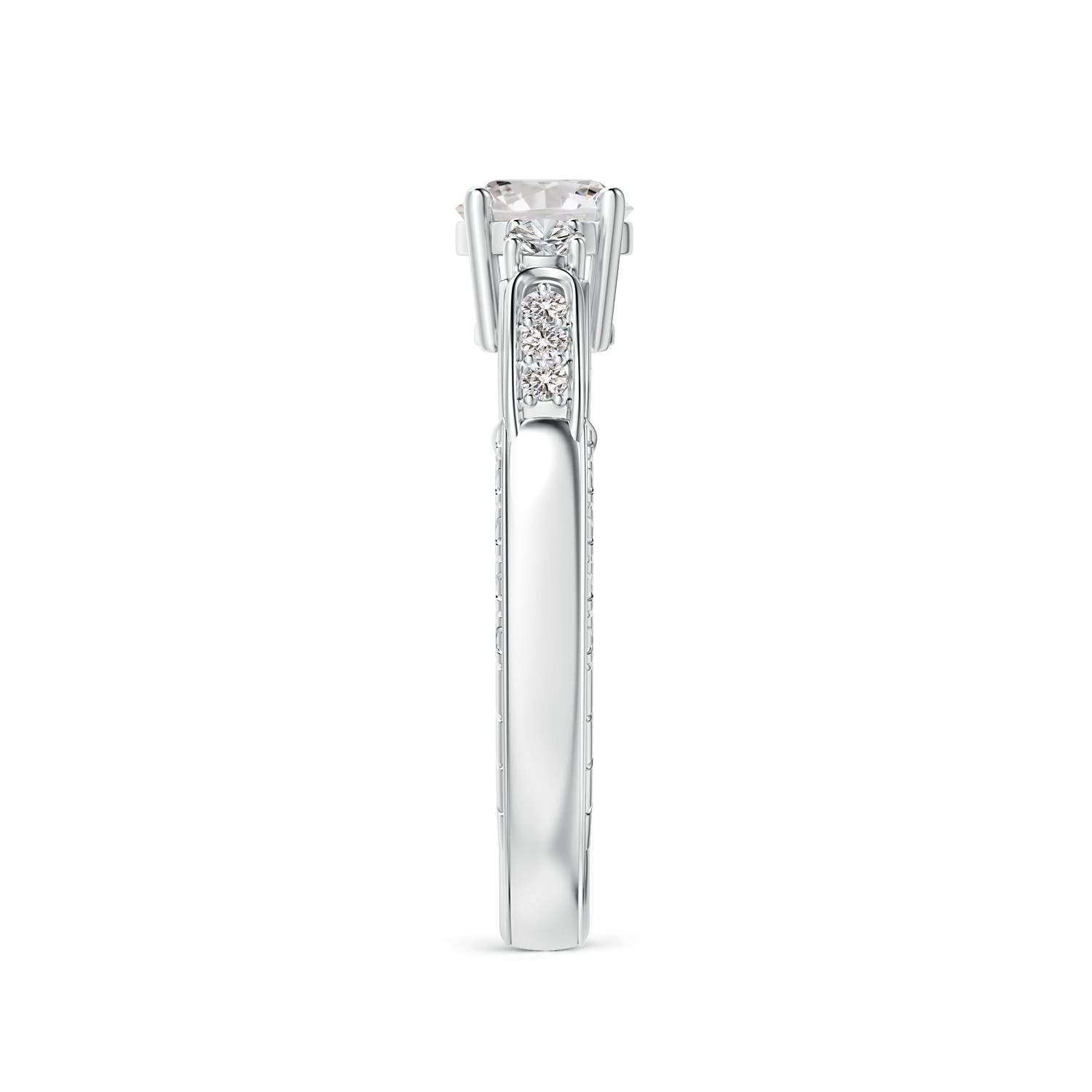 I-J, I1-I2 / 0.92 CT / 14 KT White Gold