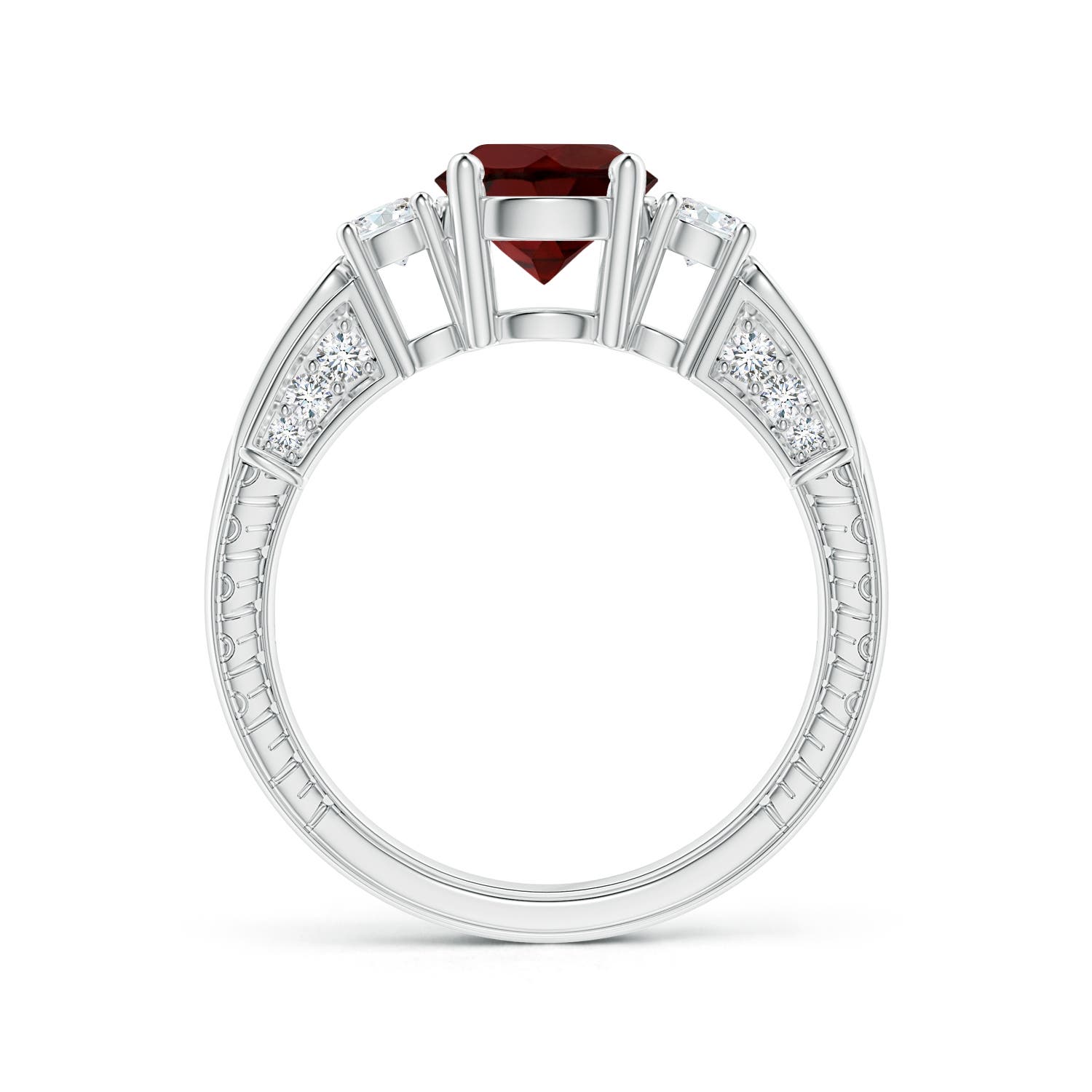 AA - Garnet / 1.96 CT / 14 KT White Gold