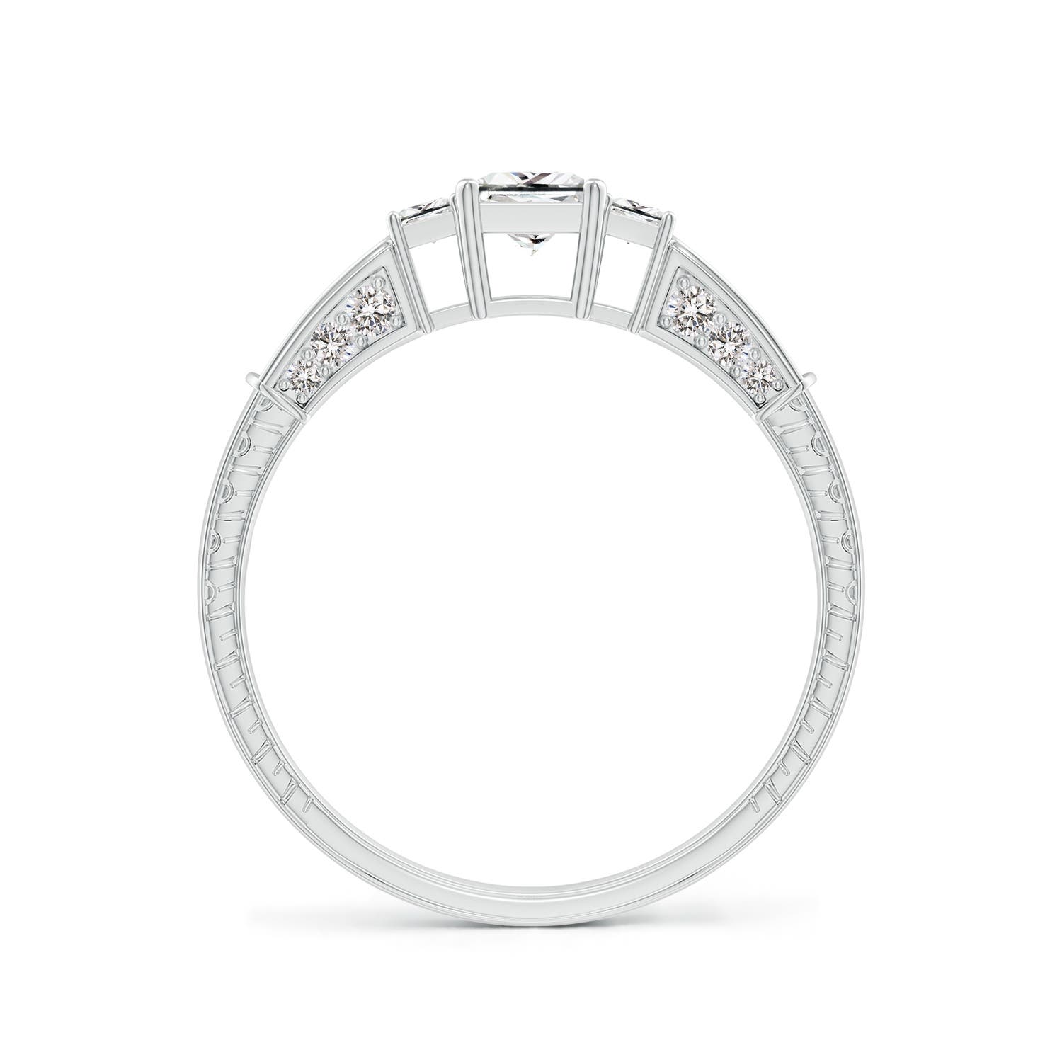 I-J, I1-I2 / 0.68 CT / 14 KT White Gold