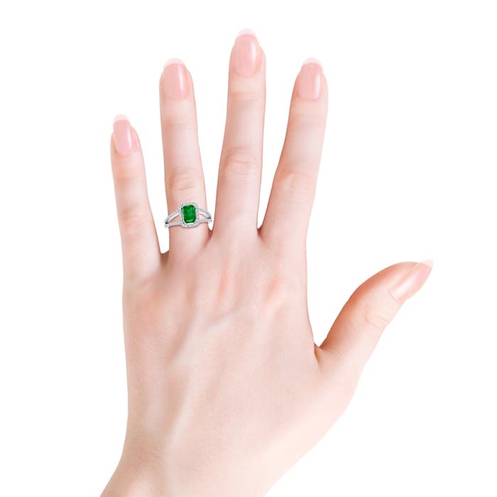 AAAA - Emerald / 1.29 CT / 14 KT White Gold