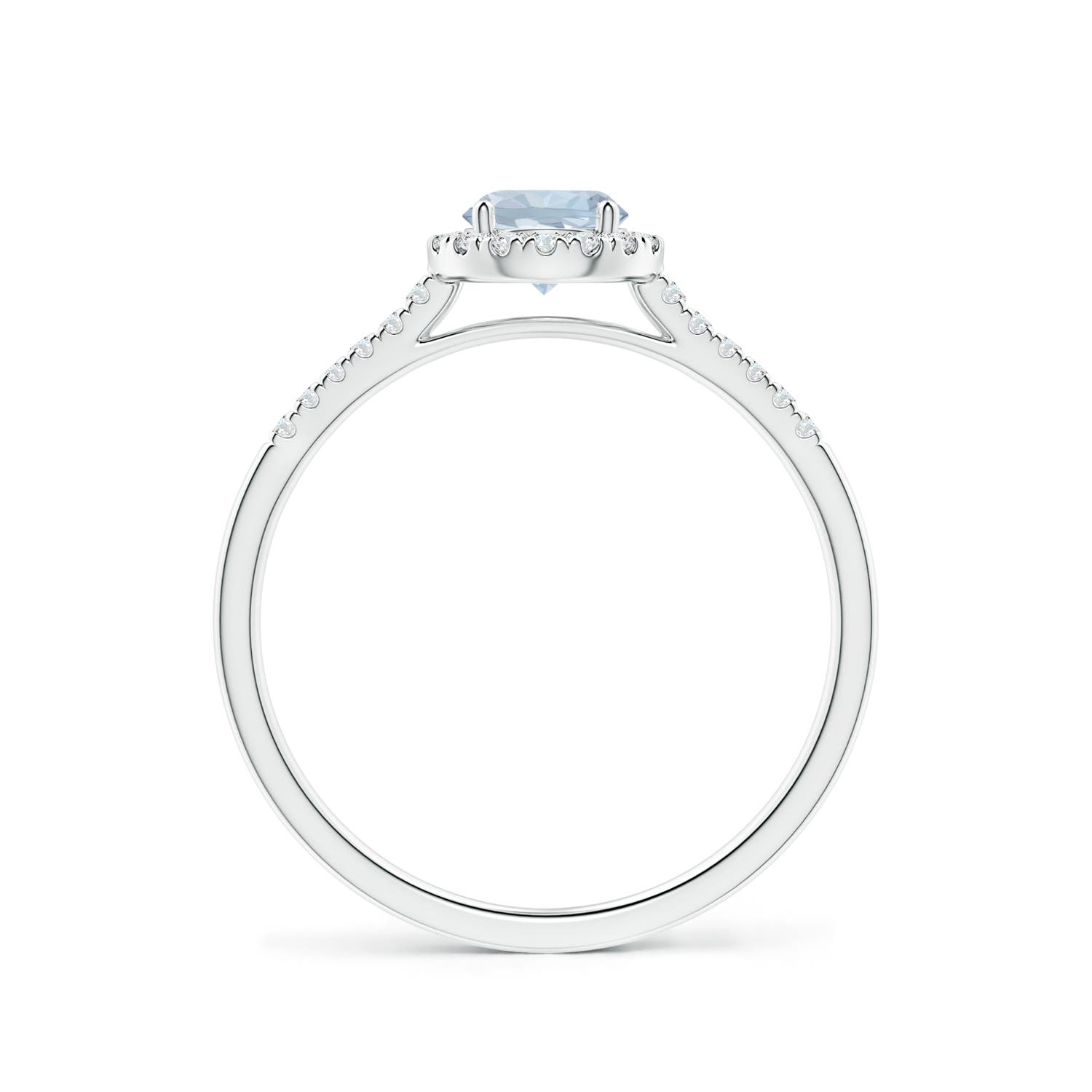 A - Aquamarine / 0.55 CT / 14 KT White Gold