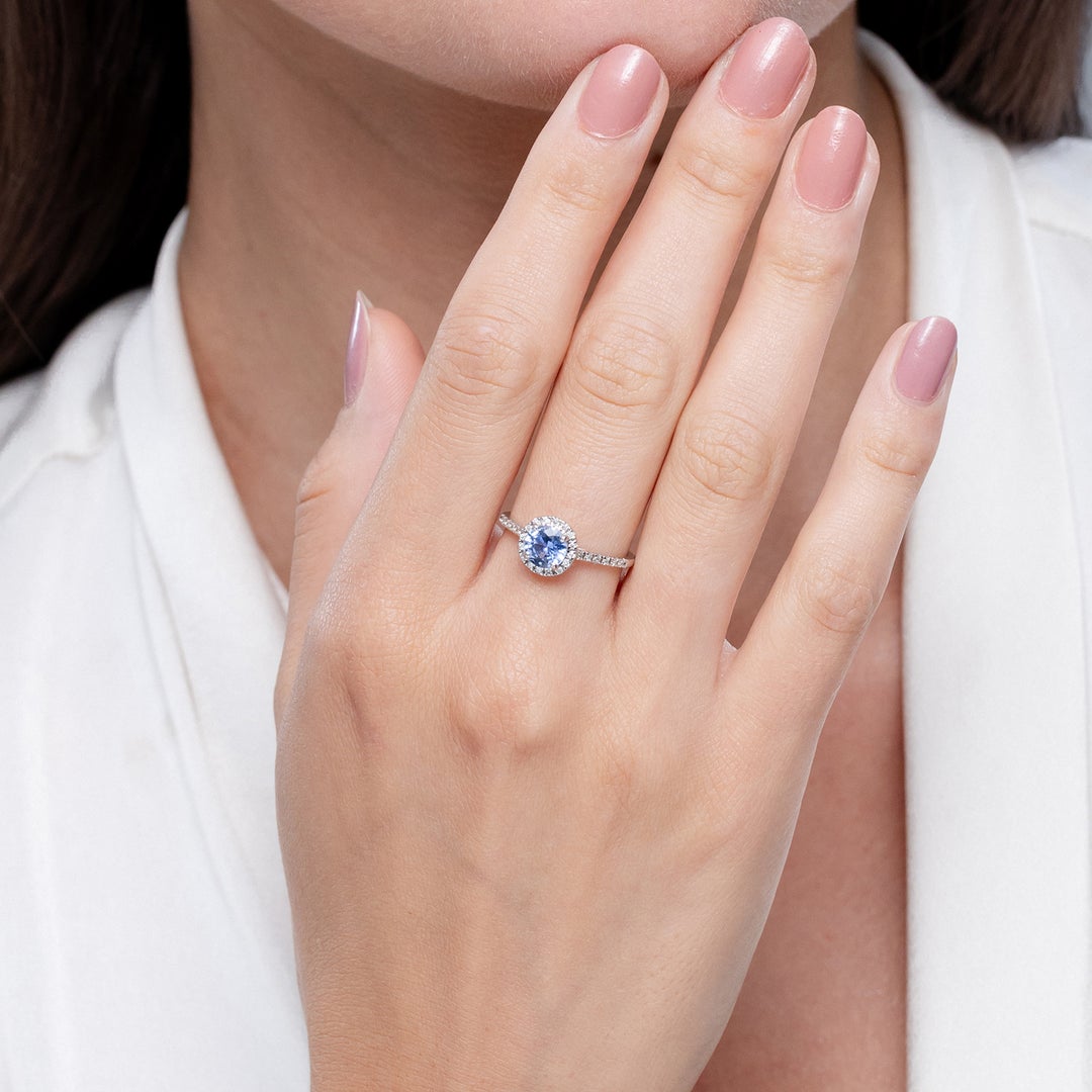 SR0717SD lifestyle image - lifestyle 4