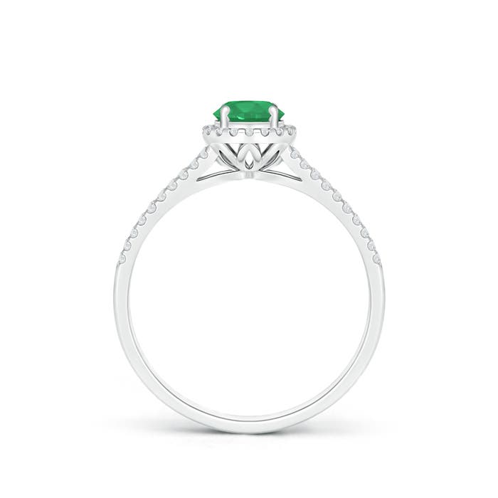 A - Emerald / 0.62 CT / 14 KT White Gold