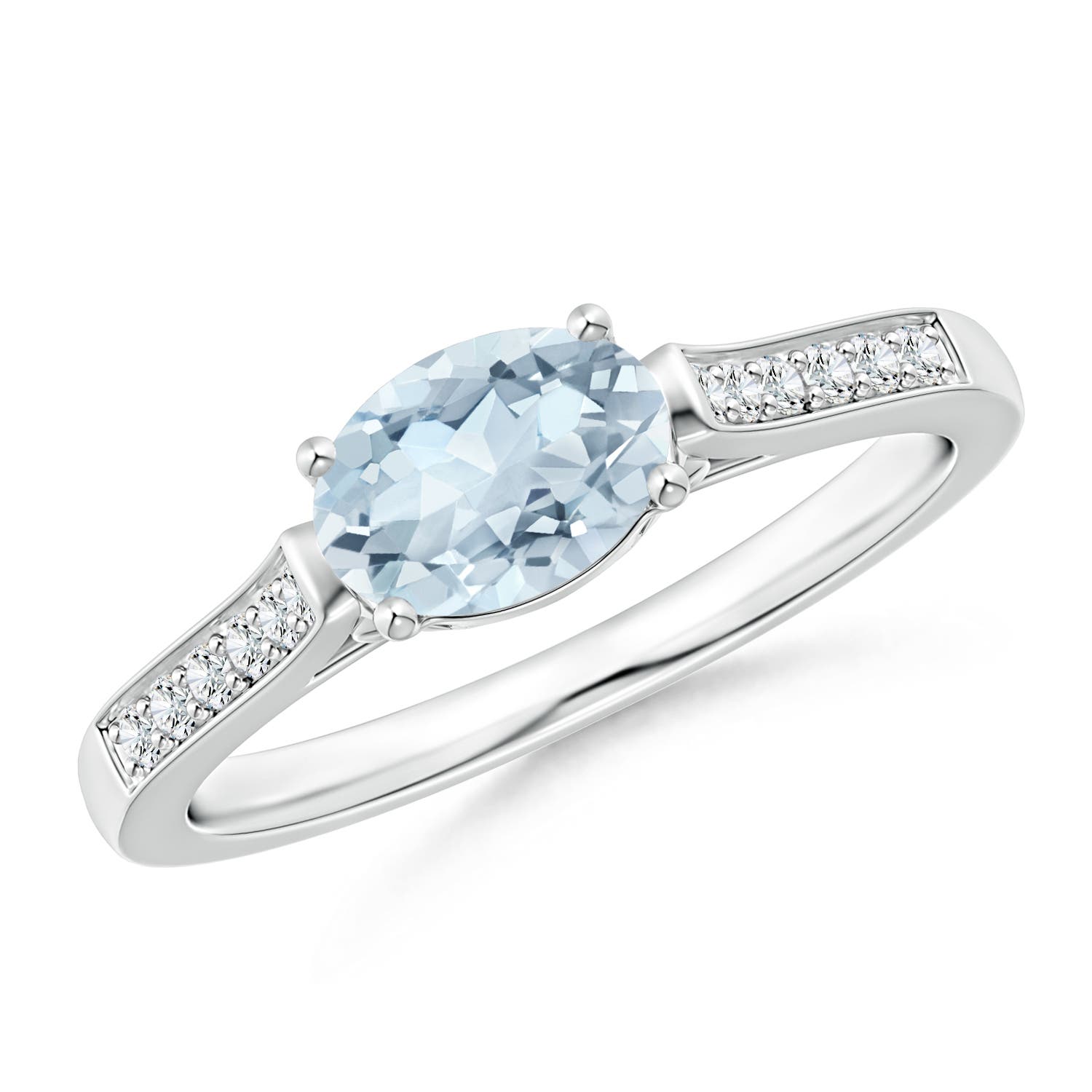 A - Aquamarine / 0.72 CT / 14 KT White Gold