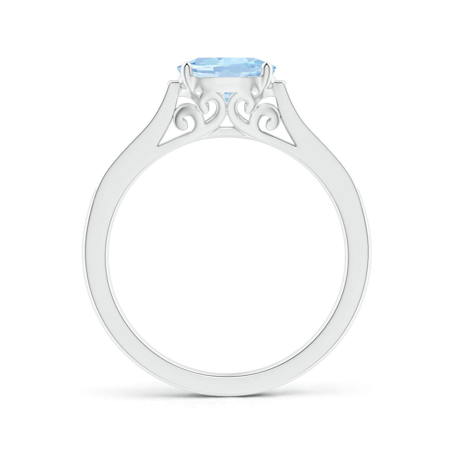 AA - Aquamarine / 0.72 CT / 14 KT White Gold