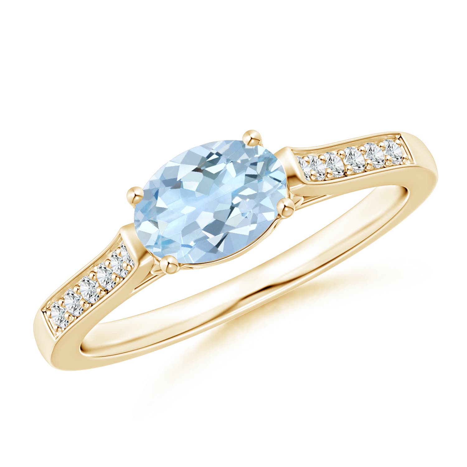 AA - Aquamarine / 0.72 CT / 14 KT Yellow Gold