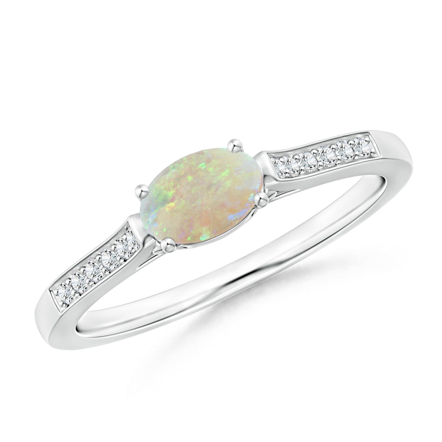 AAA - Opal / 0.38 CT / 14 KT White Gold