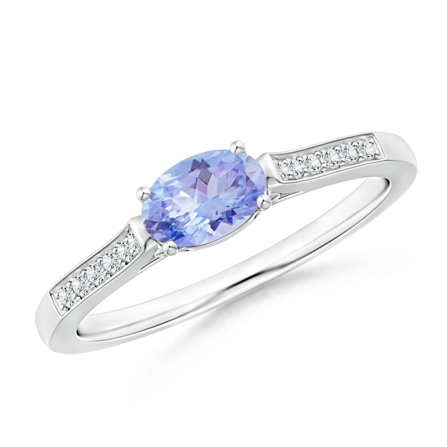 AA - Tanzanite / 0.55 CT / 14 KT White Gold