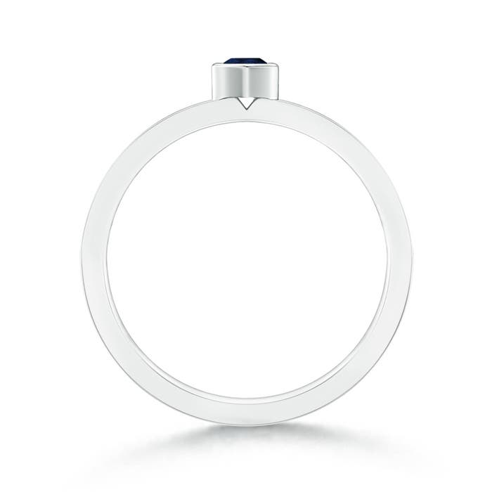 A - Blue Sapphire / 0.27 CT / 14 KT White Gold